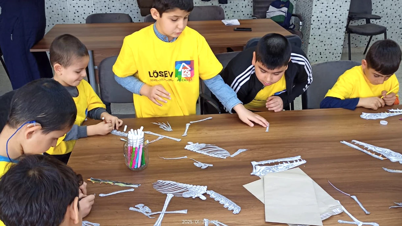 Lösemiyi yenen minik kahramanlar, Selçuk Üniversitesinde bilimsel yolculuğa çıktı